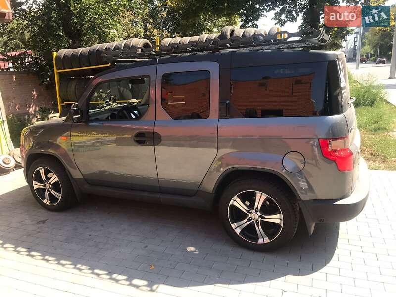 Позашляховик / Кросовер Honda Element 2010 в Києві