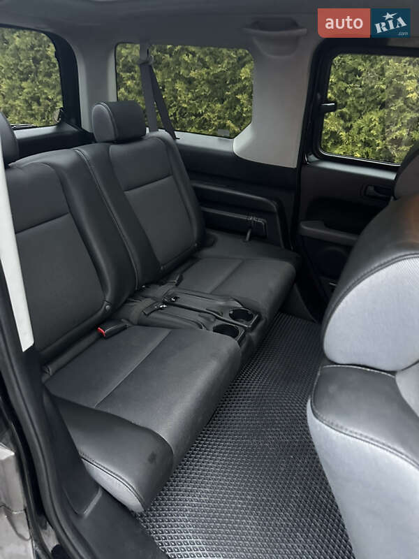 Внедорожник / Кроссовер Honda Element 2004 в Луцке
