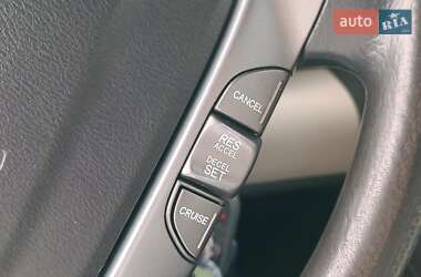 Внедорожник / Кроссовер Honda Element 2011 в 