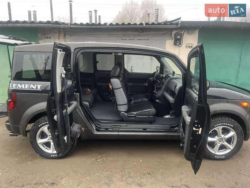 Внедорожник / Кроссовер Honda Element 2003 в Хмельницком