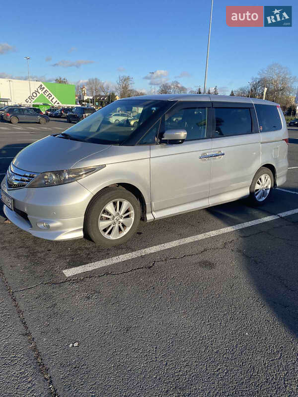 Минивэн Honda Elysion 2010 в Херсоне