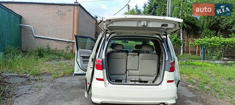 Мінівен Honda Elysion 2011 в Черкасах