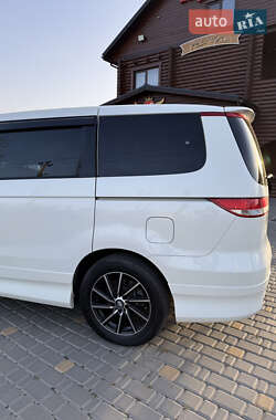 Минивэн Honda Elysion 2011 в 