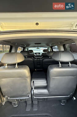 Минивэн Honda Elysion 2011 в 