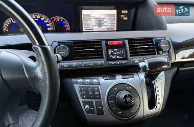 Минивэн Honda Elysion 2011 в 