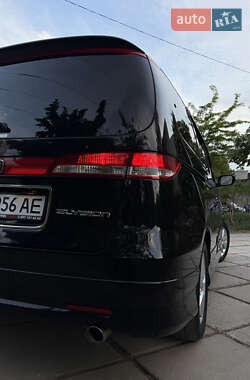 Минивэн Honda Elysion 2012 в 