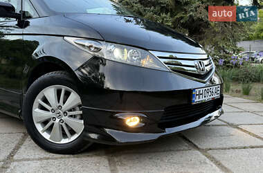 Минивэн Honda Elysion 2012 в 
