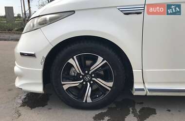 Минивэн Honda Elysion 2012 в 