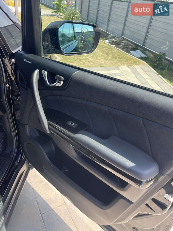 Мінівен Honda Elysion 2010 в Івано-Франківську