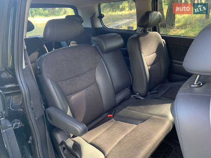 Мінівен Honda Elysion 2010 в Світловодську