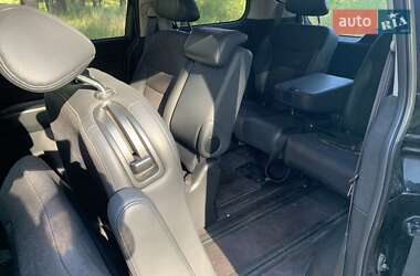 Минивэн Honda Elysion 2010 в 