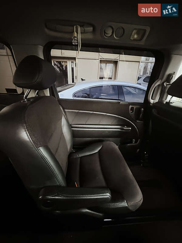 Мінівен Honda Elysion 2012 в Миколаєві