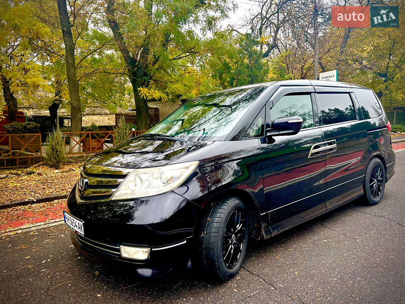 Минивэн Honda Elysion 2012 в Николаеве