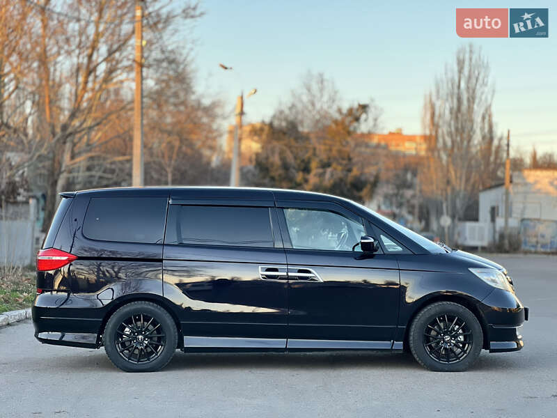 Минивэн Honda Elysion 2012 в Николаеве