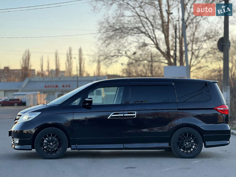 Минивэн Honda Elysion 2012 в Николаеве