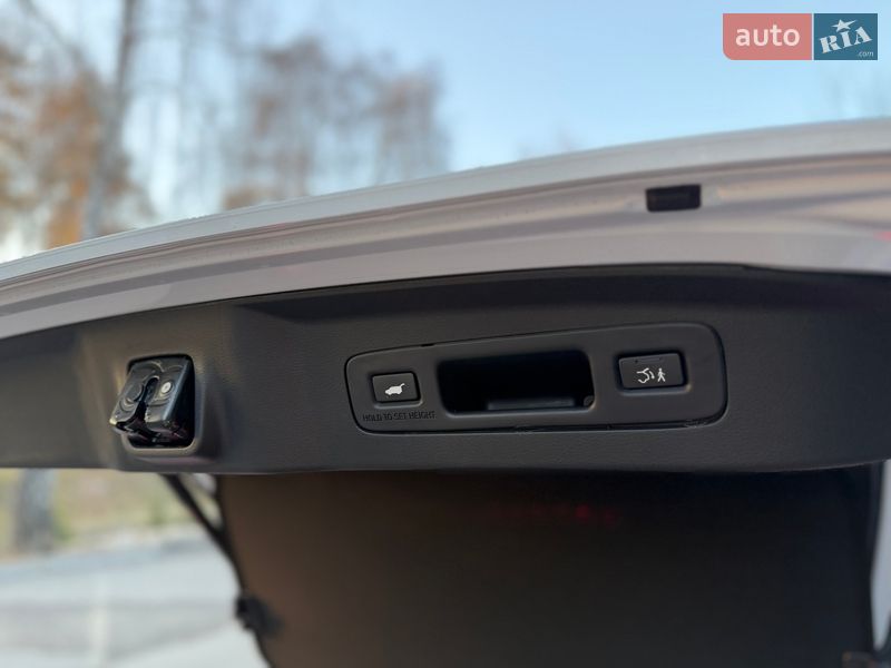 Внедорожник / Кроссовер Honda eNP1 2023 в Киеве