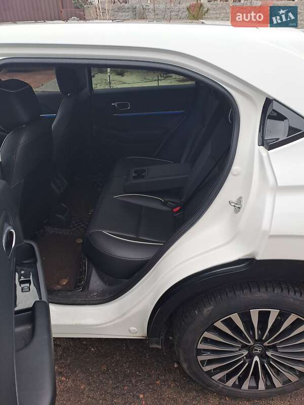 Внедорожник / Кроссовер Honda eNS1 2023 в Киеве