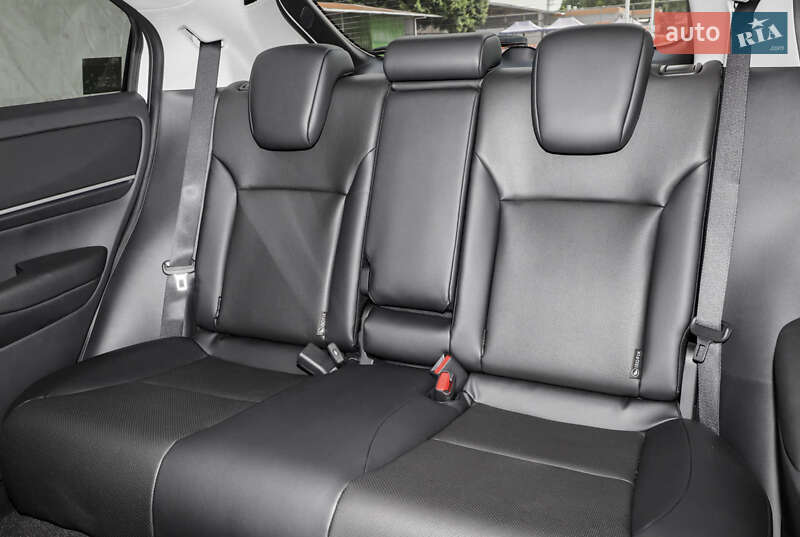 Внедорожник / Кроссовер Honda eNS1 2024 в Киеве