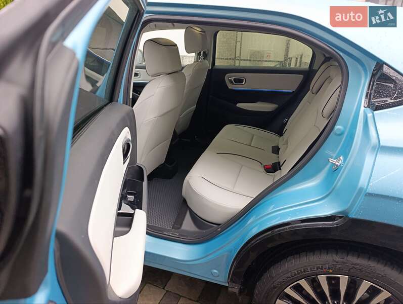 Позашляховик / Кросовер Honda eNS1 2025 в Ужгороді фото 16 Позашляховик / Кросовер Honda eNS1 2025 в Ужгороді