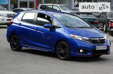 Хэтчбек Honda Fit 2017 в 
