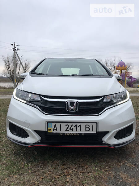 Хэтчбек Honda Fit 2018 в Киеве