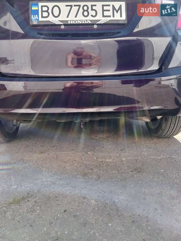 Хетчбек Honda Fit 2015 в Тернополі