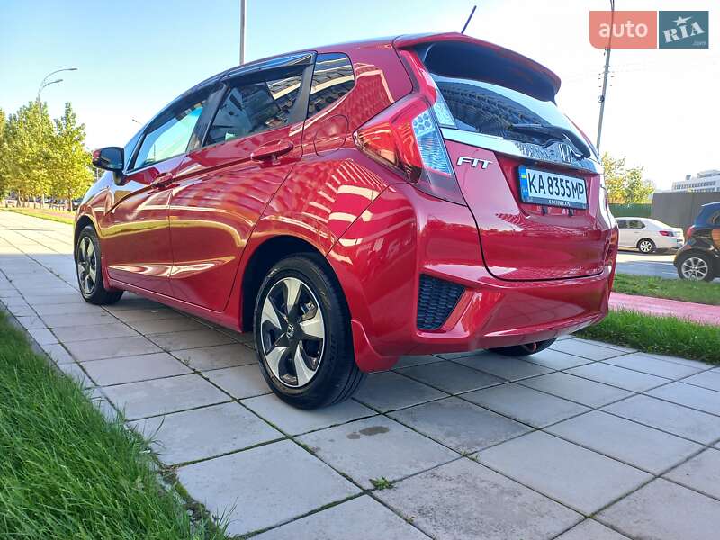Хетчбек Honda Fit 2016 в Києві