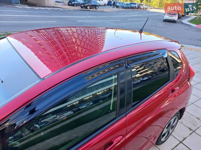 Хетчбек Honda Fit 2016 в Києві