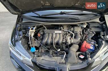 Хэтчбек Honda Fit 2016 в 