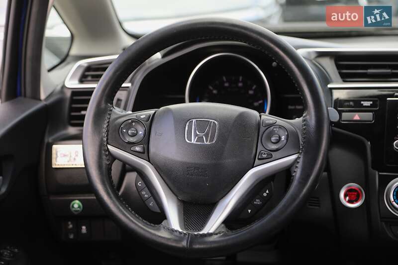 Хэтчбек Honda Fit 2017 в Харькове
