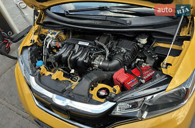Хэтчбек Honda Fit 2017 в 