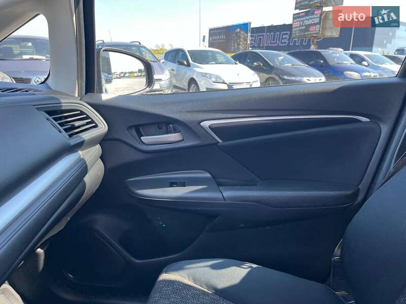 Хетчбек Honda Fit 2016 в Львові