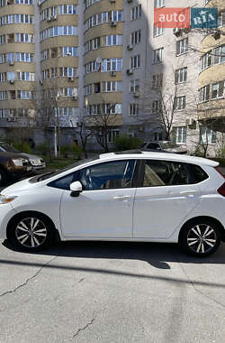 Хэтчбек Honda Fit 2016 в Киеве