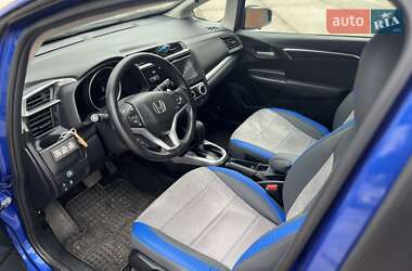 Хэтчбек Honda Fit 2017 в 