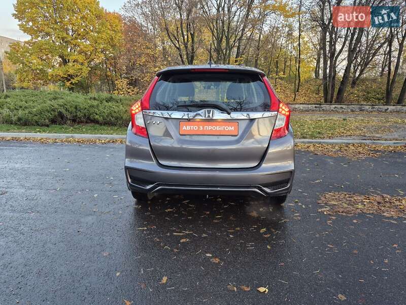 Хэтчбек Honda Fit 2017 в Черкассах фото 6 Хэтчбек Honda Fit 2017 в Черкассах