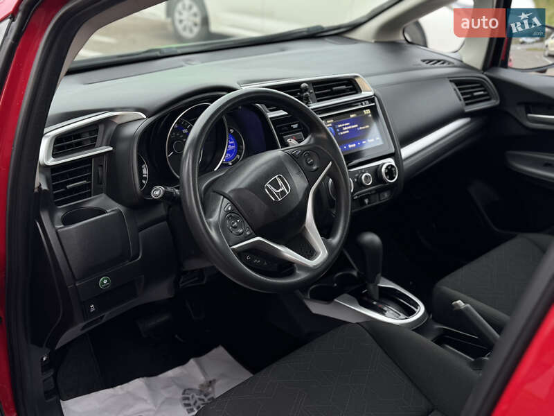 Хэтчбек Honda Fit 2017 в Дрогобыче