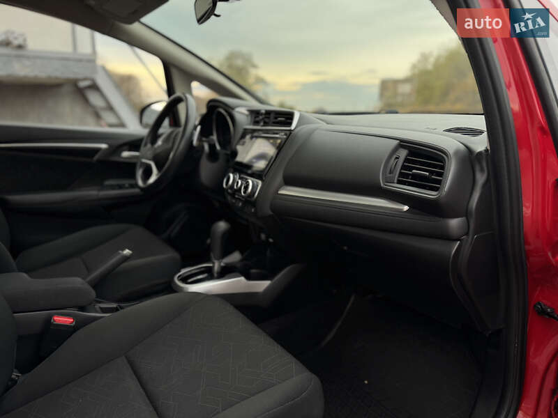 Хэтчбек Honda Fit 2017 в Дрогобыче
