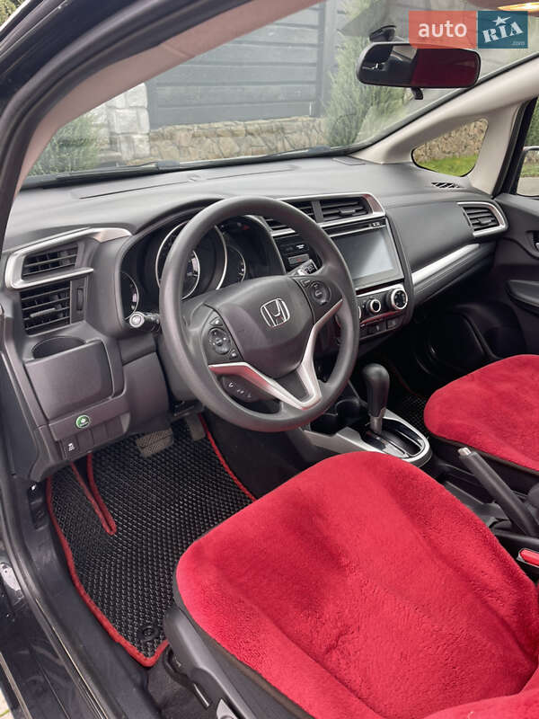 Хэтчбек Honda Fit 2015 в Ровно