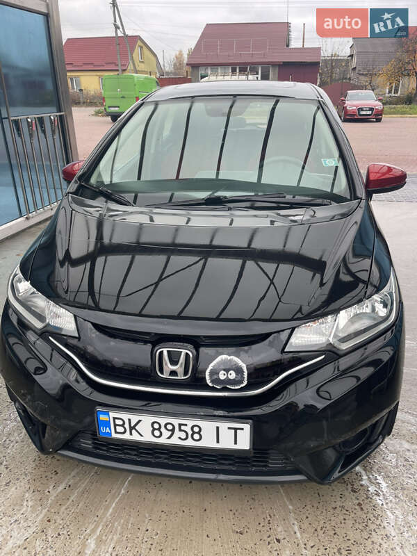 Хэтчбек Honda Fit 2015 в Ровно