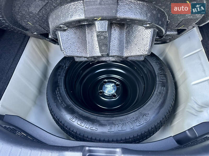 Хэтчбек Honda Fit 2019 в Киеве фото 23 Хэтчбек Honda Fit 2019 в Киеве