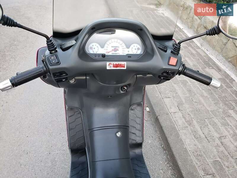 Макси-скутер Honda Foresight 250 2002 в 