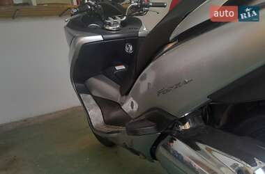 Макси-скутер Honda Forza 250 2007 в 