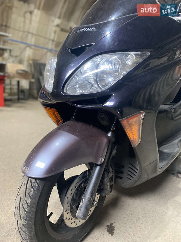 Максі-скутер Honda Forza 250 2008 в Києві