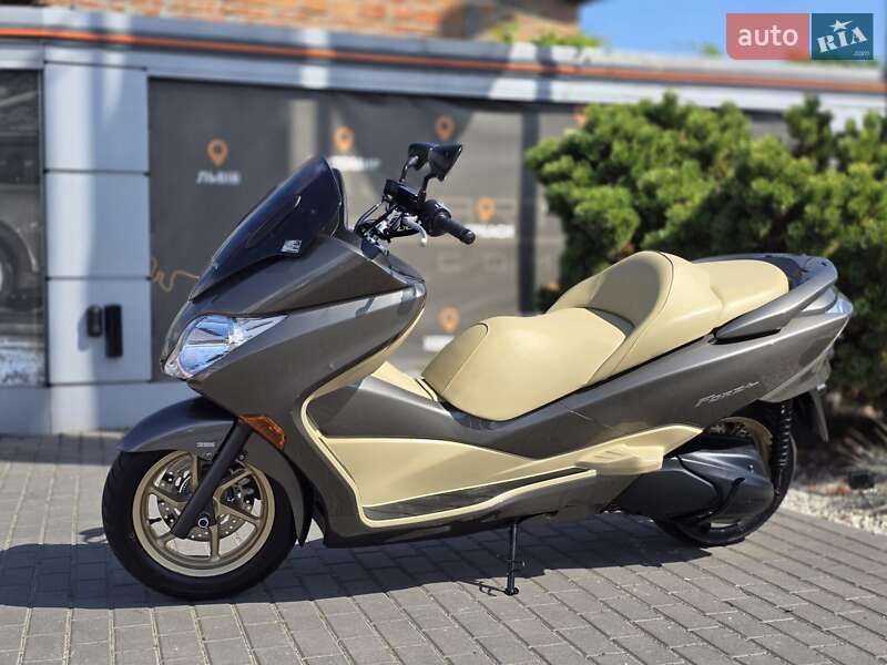 Макси-скутер Honda Forza 250 2008 в Черкассах фото 2 Макси-скутер Honda Forza 250 2008 в Черкассах