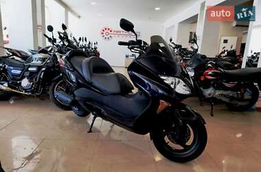 Максі-скутер Honda Forza 250 2004 в Києві