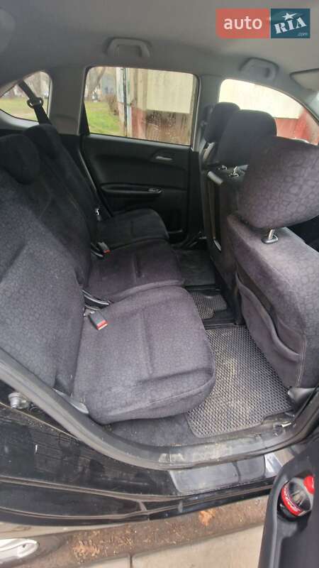 Мікровен Honda FR-V 2005 в Чернівцях