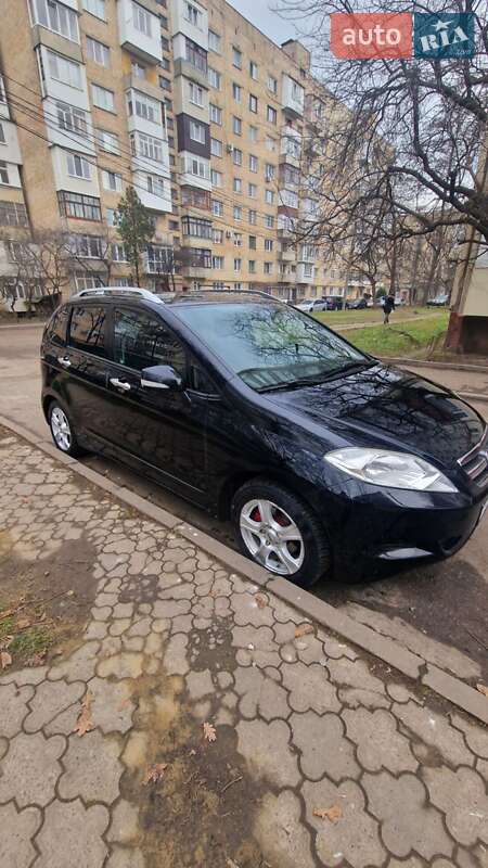 Мікровен Honda FR-V 2005 в Чернівцях