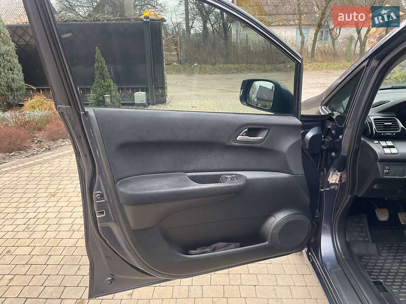 Микровэн Honda FR-V 2006 в Луцке