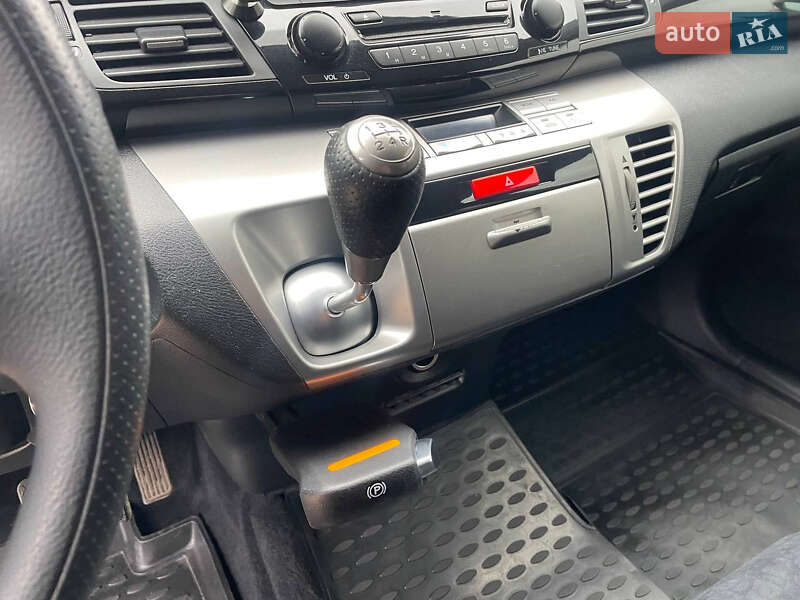 Микровэн Honda FR-V 2006 в Луцке