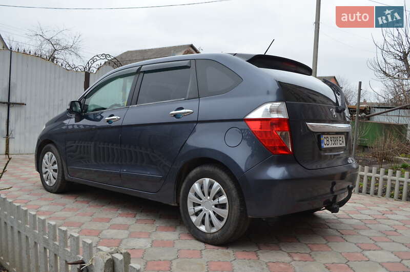 Микровэн Honda FR-V 2006 в Чернигове